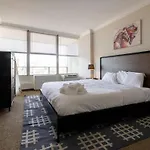 Cozysuites 800 Tower 2Br With Gym! 34