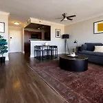Cozysuites 800 Tower 2Br With Gym! 34