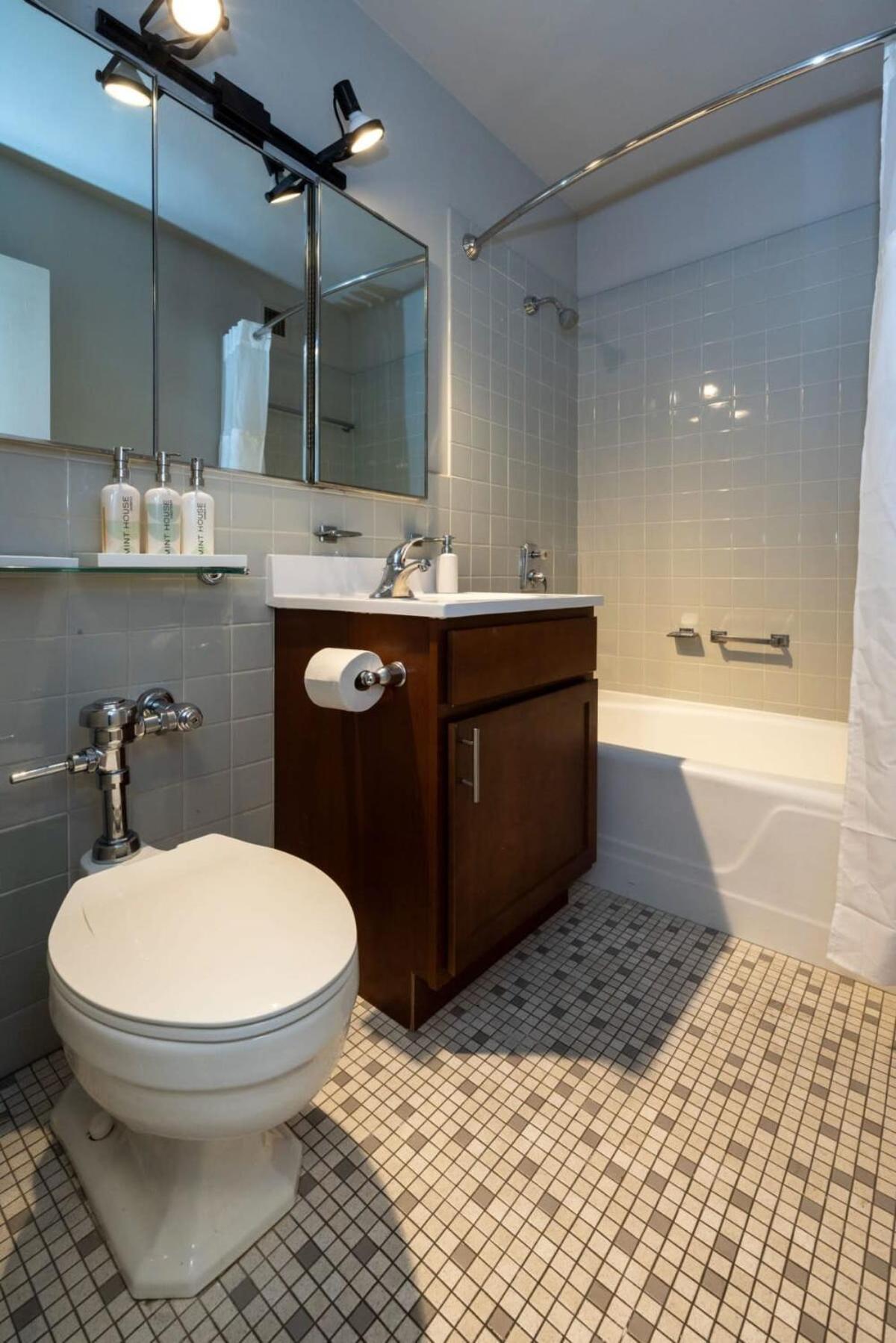 Cozysuites 800 Tower 2br With Gym! 34 Apartment *