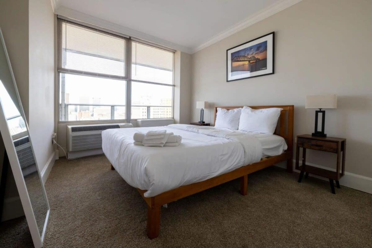 Cozysuites 800 Tower 2br With Gym! 34